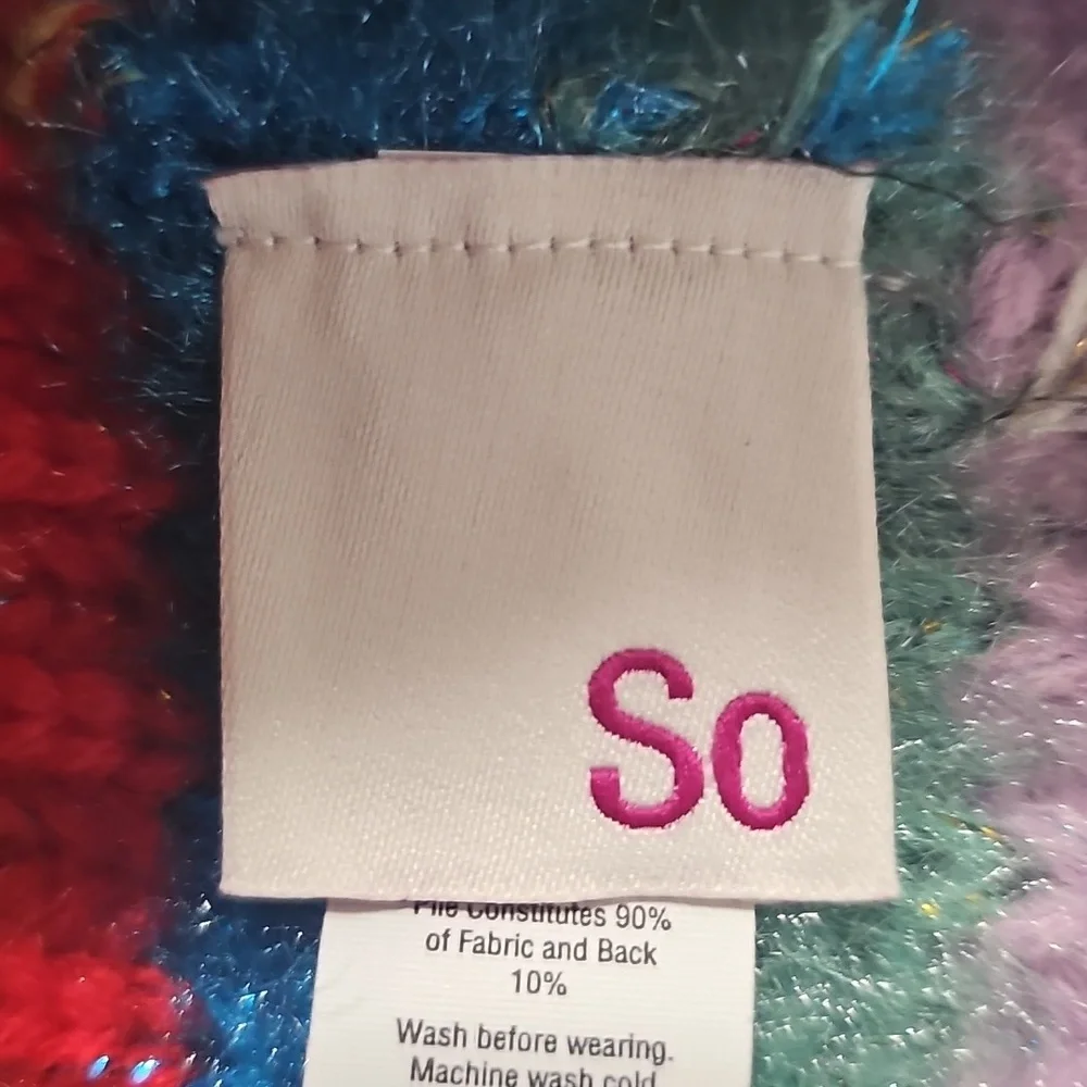 SO Multicolor Striped Kids Or Womens  Beanie with Pom Pom. New With Tags‎